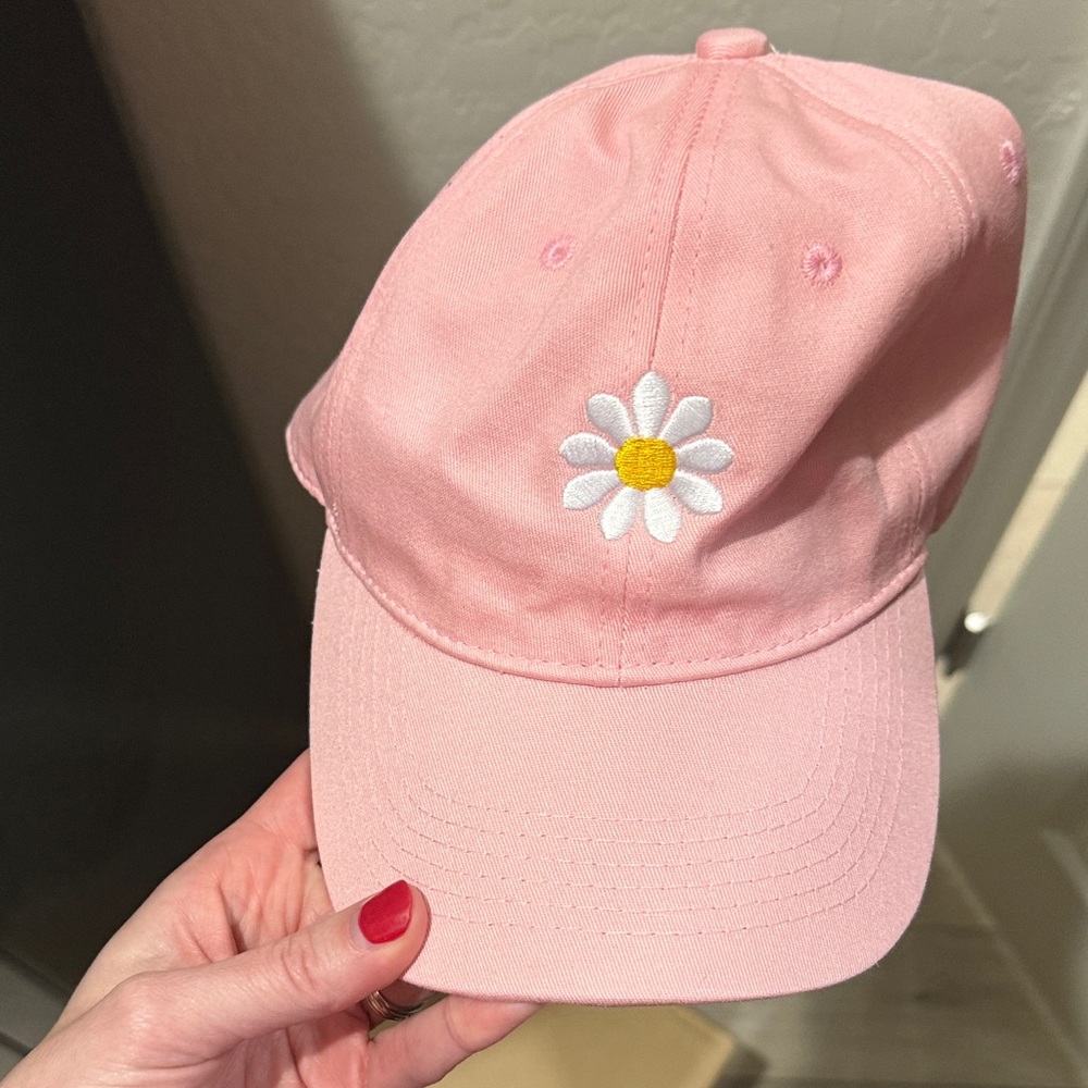 Pink Daisy womans Cap